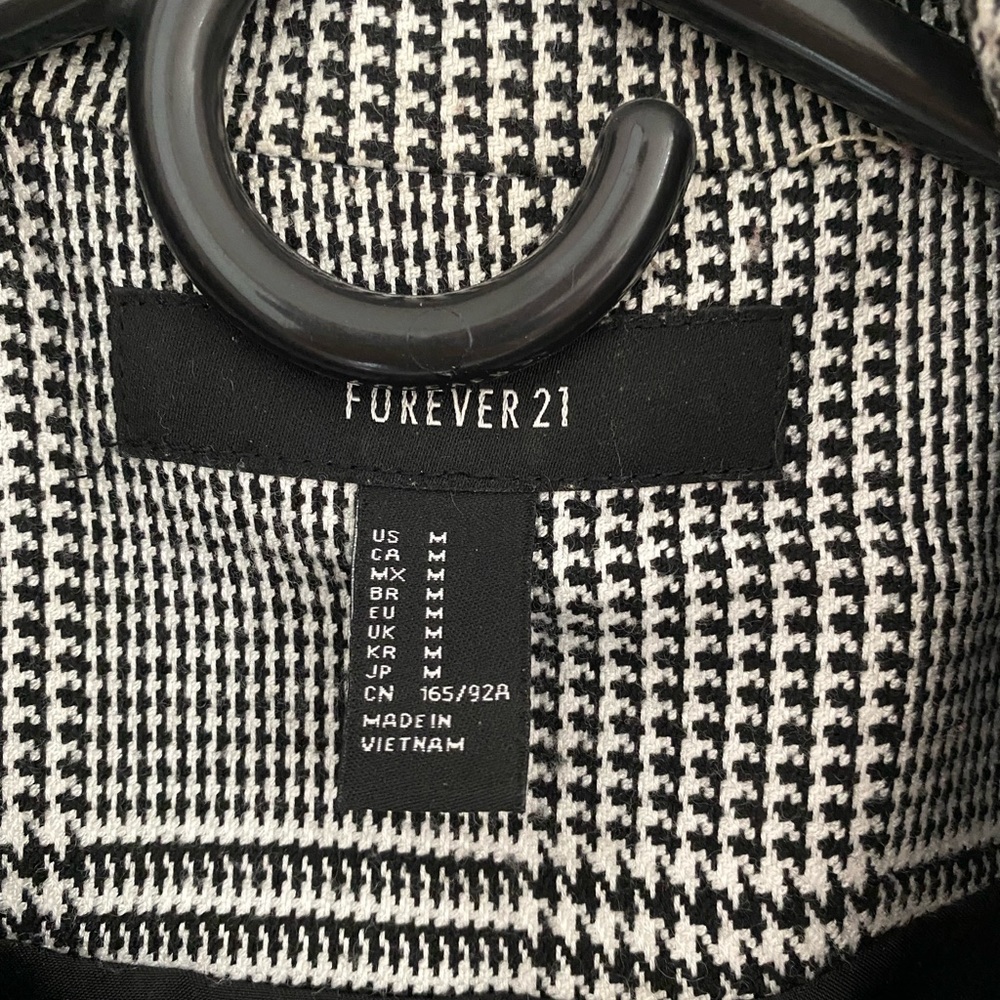 Forever 21 Black and White Houndstooth Blazer - Picture 3 of 11